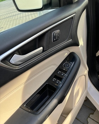 Ford EDGE cena 96000 przebieg: 103000, rok produkcji 2017 z Tarnów małe 704